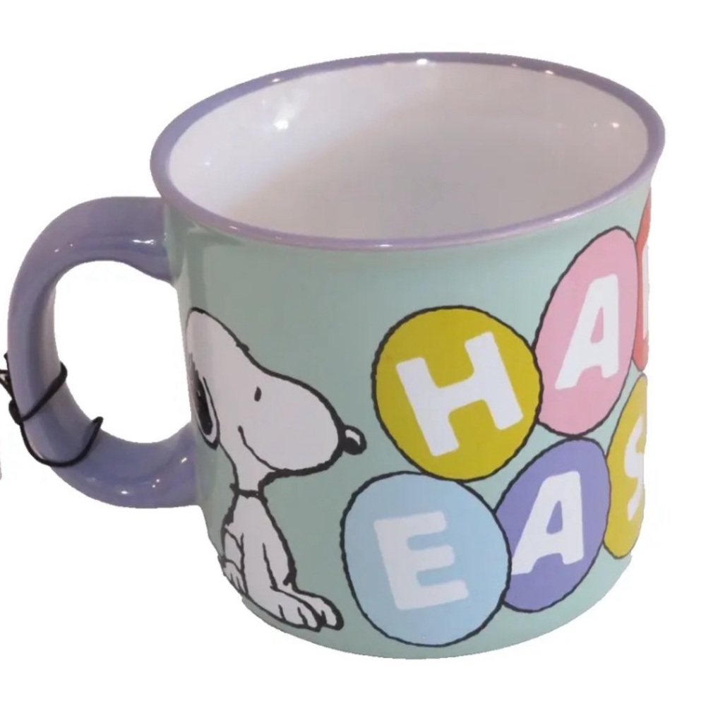 SOLD
Peanuts snoopy and Woodstock “Happy Easter mug